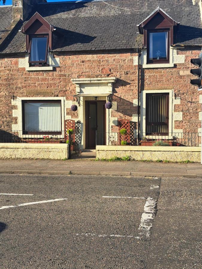 No 27 Bed and Breakfast Inverness Eksteriør billede
